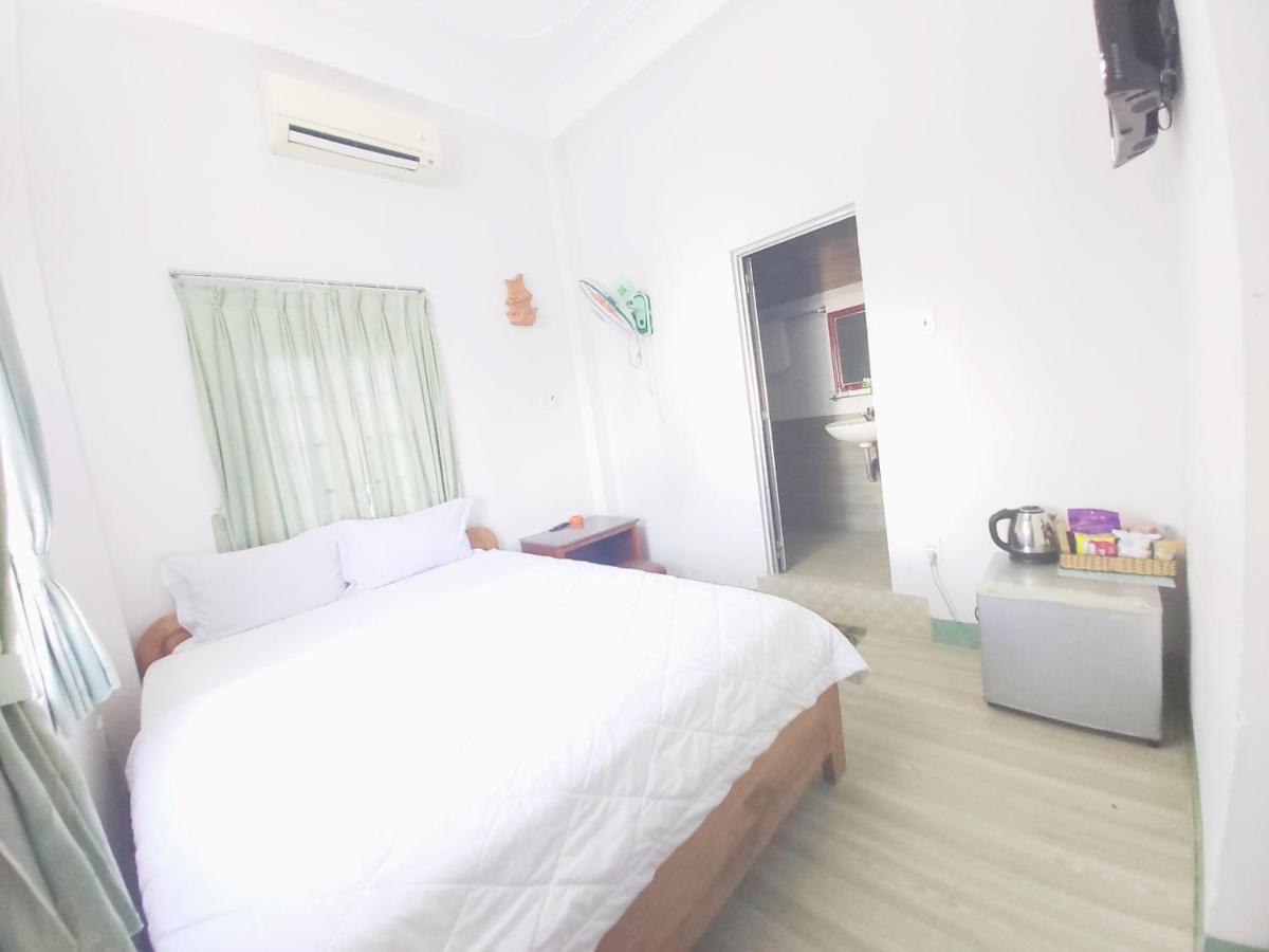Hotel Thanh Van 2 Туихоа Экстерьер фото
